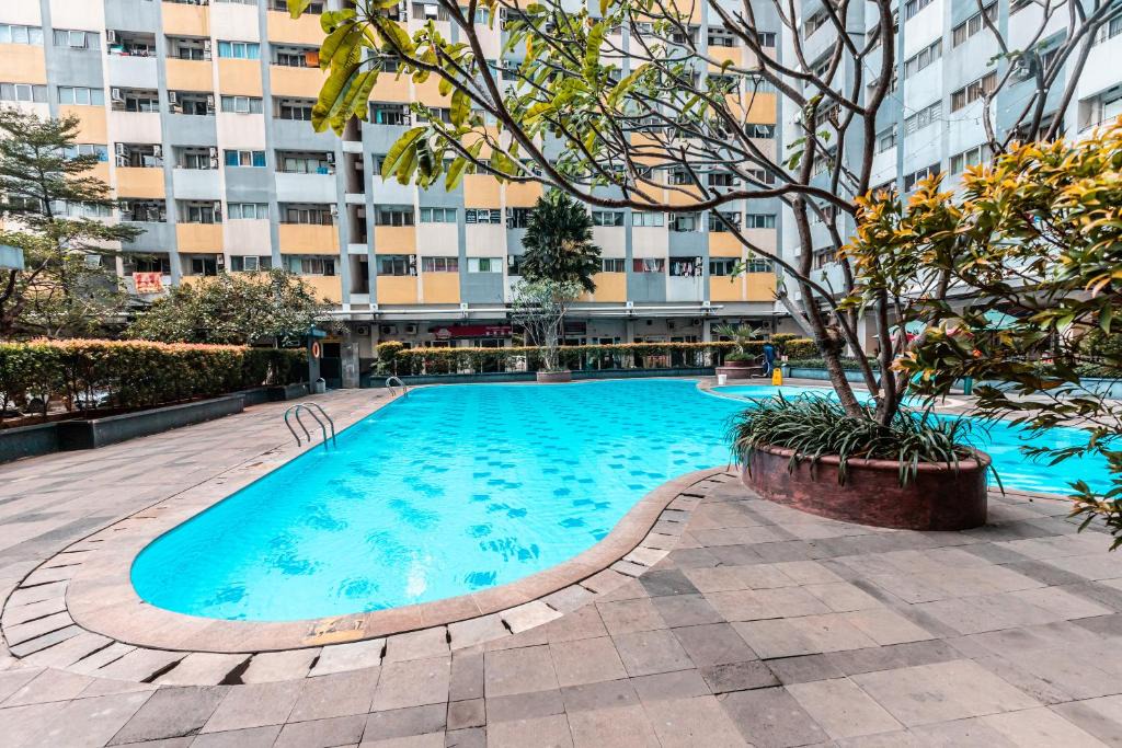 East Jakarta Hotel | OYO 2122 Qubic