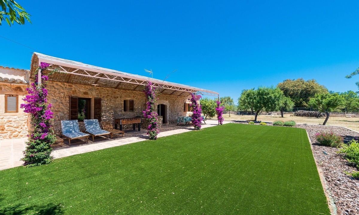 Buger House | PARATGE DE SON TONIET - Apartment with private pool in Buger. Free WiFi