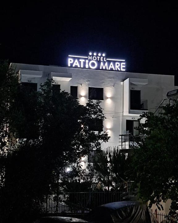 Dhermi Hotel | PATIO MARE