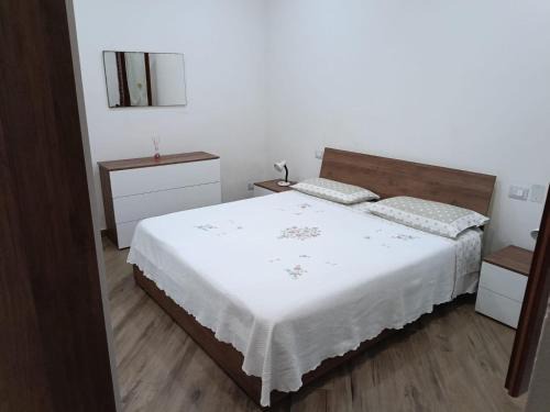 Casteldaccia Apartment | Peaceful Casteldaccia Apartment near the Sea