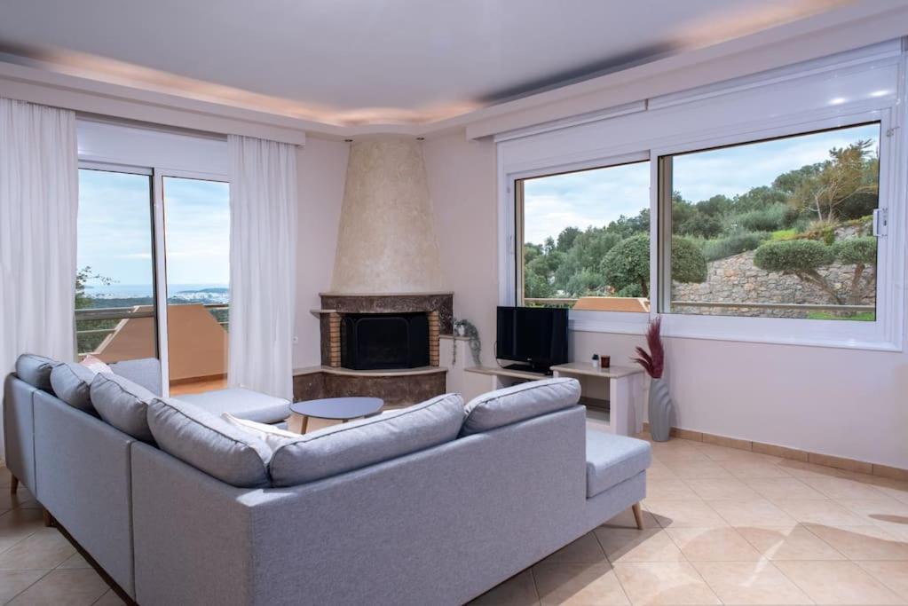 Agios Nikolaos Villa | Peaceful Villa With Nice View