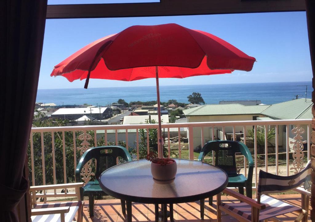 Penguin House | Penguin Seaside Homestay