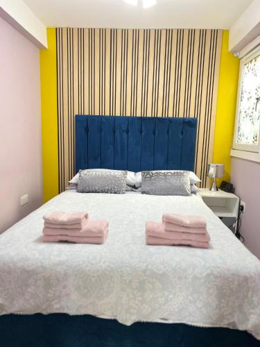Tarbert Apartment | Penlea ~ 1 bedroom Flat with Harbour view