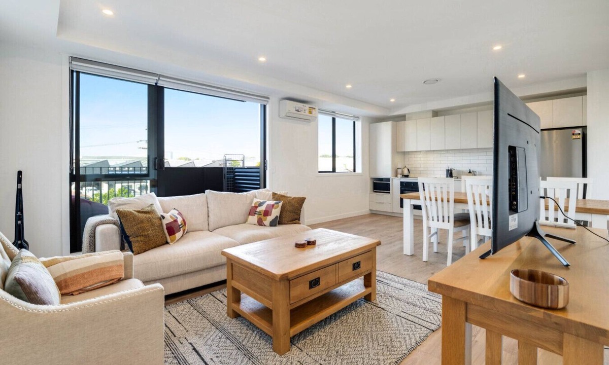 Penrose Apartment | Penrose 2BR Gem with Parking and Air-con