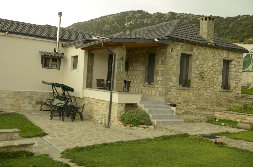 Kastritsa House | Persefoni's Home