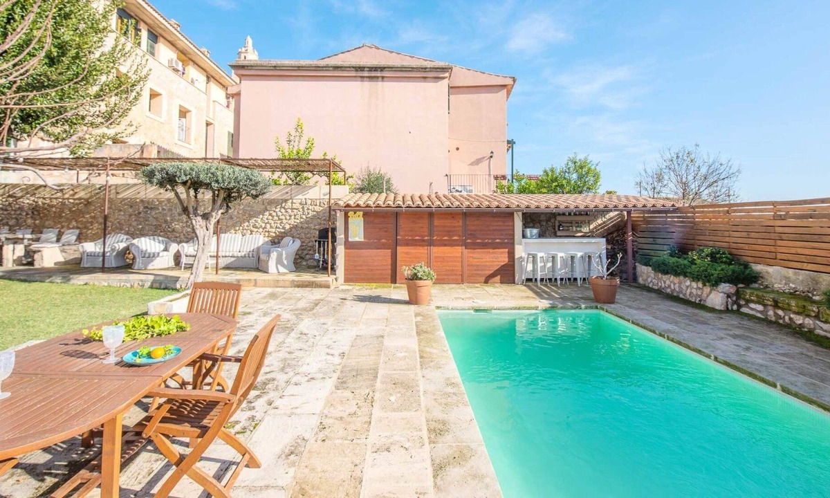 Caimari Villa | PINTOR in Caimari with 3 bedrooms and 2 bathrooms