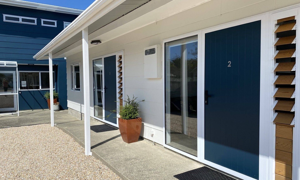 Collingwood Hotel | Pioneer Motel