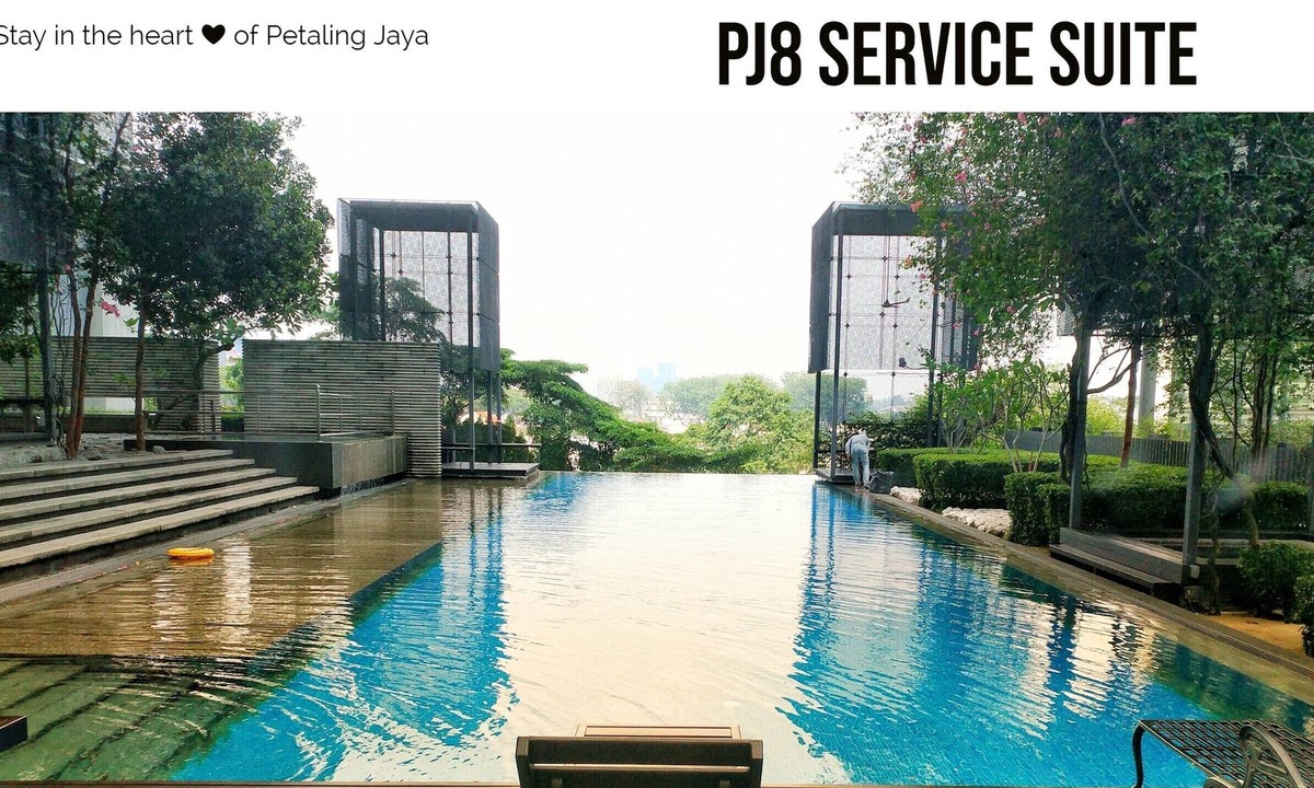 Petaling Jaya Apartment | PJ8 Service Suite Near Train Station Pool View
