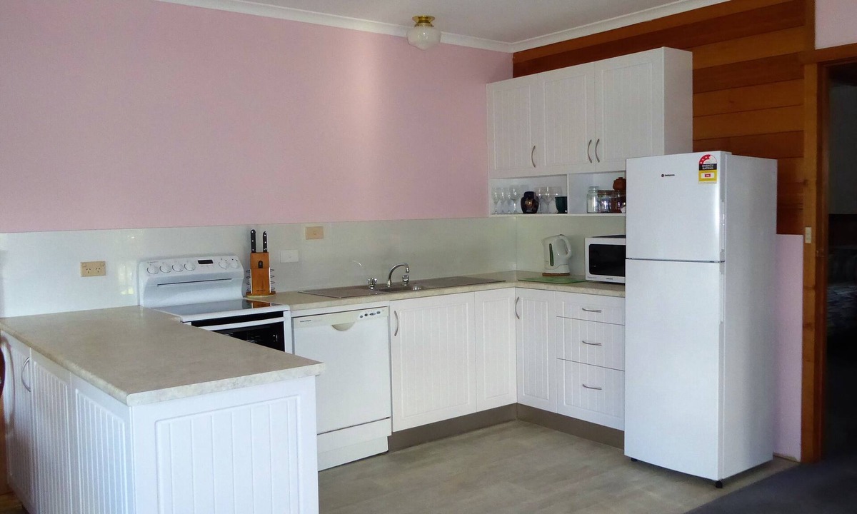 Bridport Apartment | Platypus Park Country Retreat - Pipers 2br/apartment