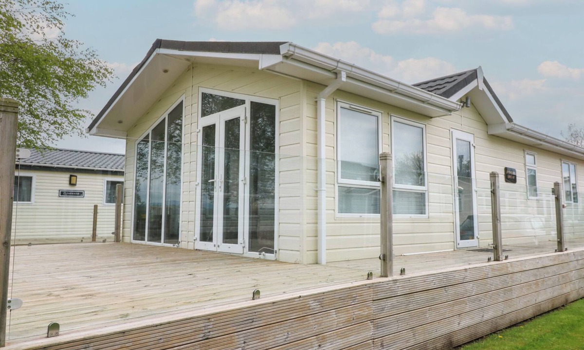 Welton Cottage | PLOT 34, pet friendly, with a garden in Armathwaite