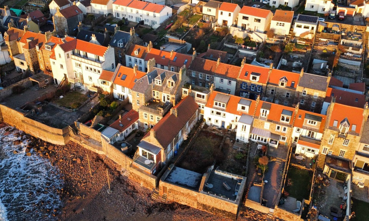 Cellardyke House | Poetry Peter's | Cellardyke