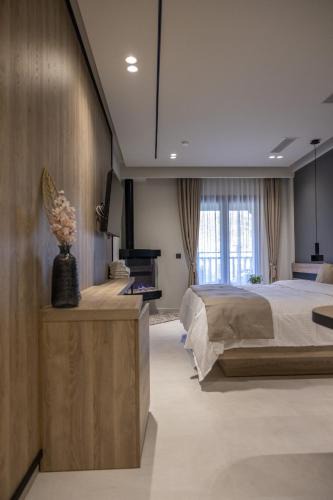 Kalambaka Apartment | Polyzos Luxury Suites Meteora #4 - Adults Friendly