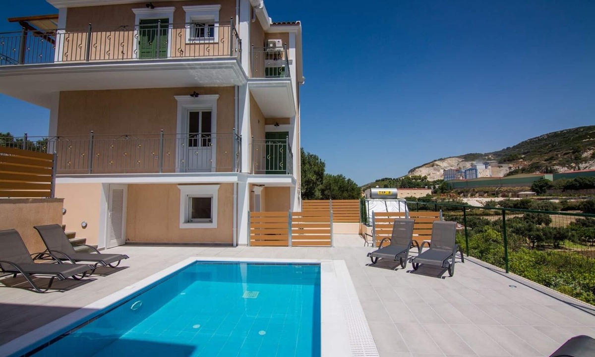 Svoronata Villa | Private Modern pool Villa close to the airport of kefalonia