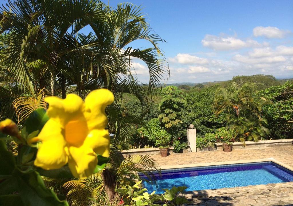 Coyolar Resort | Private Pool & WiFi