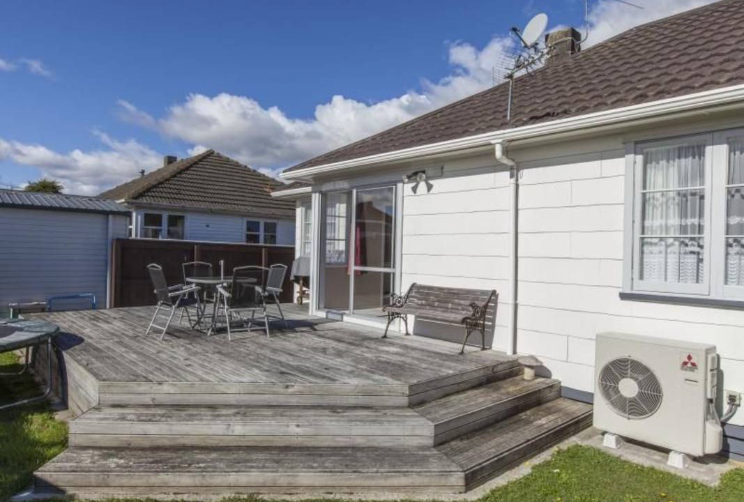 Lower Hutt Resort | Private room ∙ 1 guest