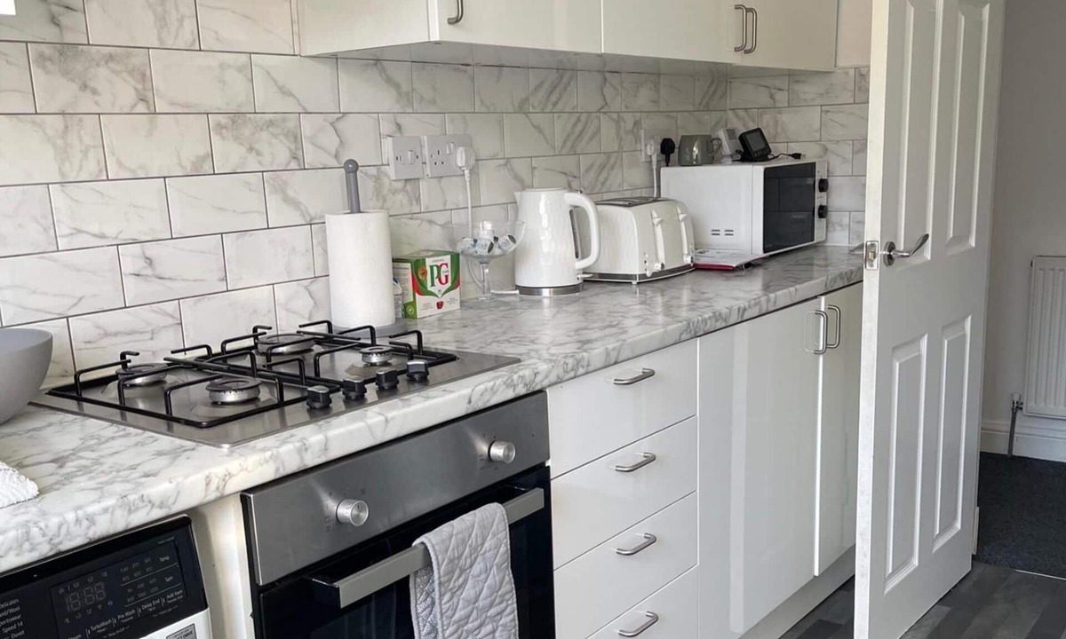 Glasgow Apartment | Privategarden- Freeparking- wd- 2br- Wifi