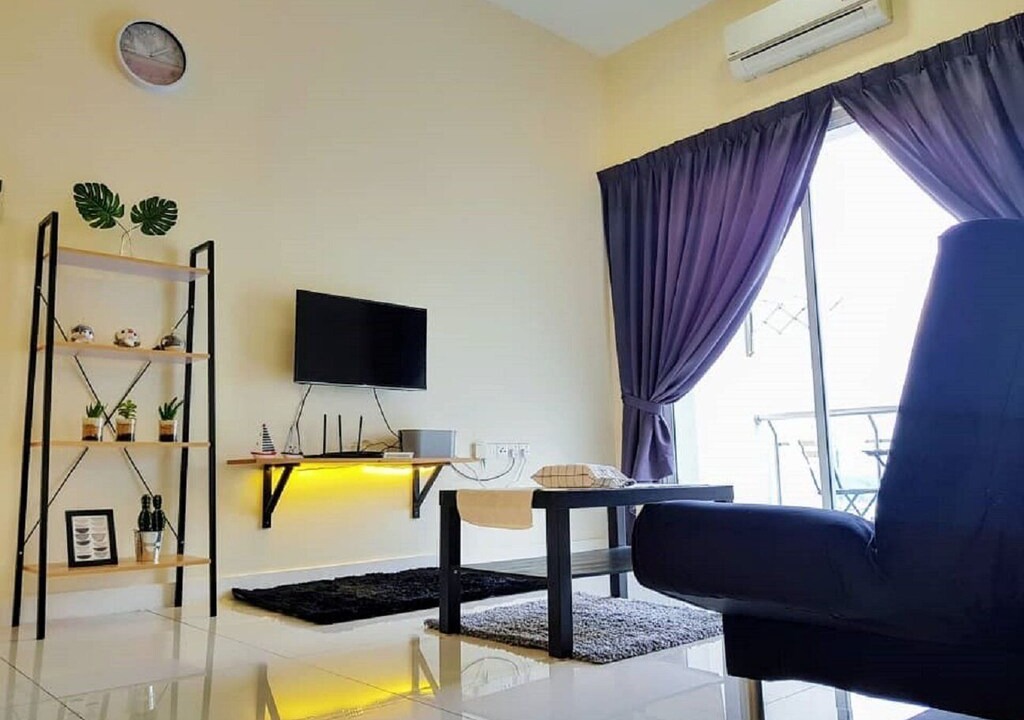 Bandar Puchong Jaya Apartment | Puchong Skypod 10 Pax IOI Mall Cozy Apartment