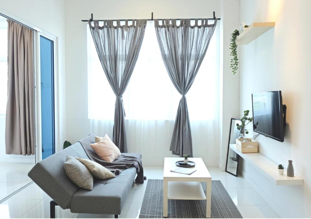 Bandar Puchong Jaya Apartment | Puchong Skypod Residence, 1-5 pax Cozy Unit, Walking Distance to IOI Mall, 10min Drive to Sunway