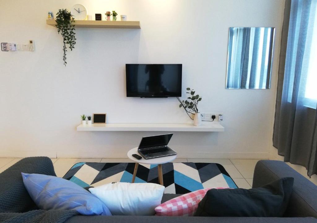 Bandar Puchong Jaya Apartment | Puchong Skypod Residence, 1-4pax unit, Walking Distance to IOI Mall, 10min Drive to Sunway