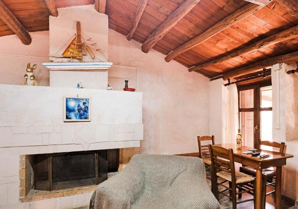 Ano Volimes House | Quaint Holiday Home in askos Navagio Beach