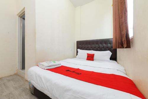 Batam Hotel | RedDoorz @ Cikitsu Batam