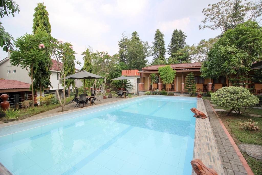 Reddoorz Jalan Damai | Sinduharjo