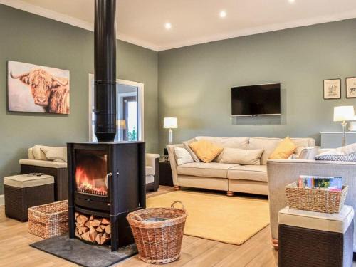 Forfar House | Redroofs by the Woods