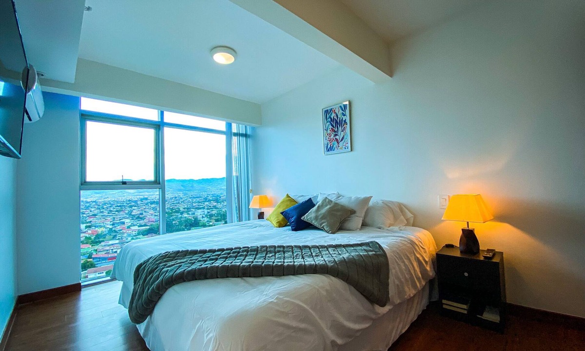 Catedral Apartment | Relaxing Apt 17th Floor w Balcony Pool A/C Wifi
