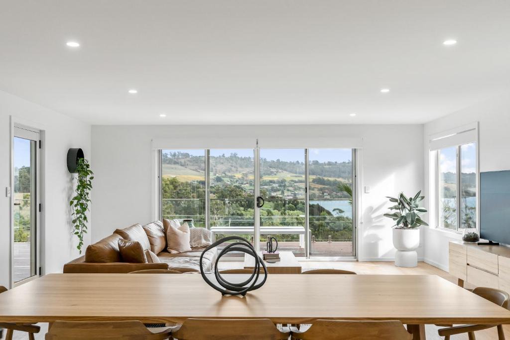 Legana House | Restful River Vista - Hosted by: L'Abode