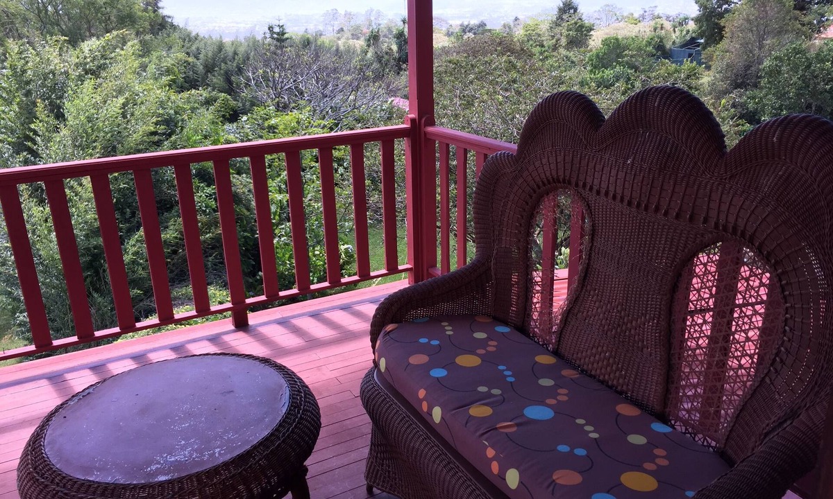 The Corner Heredia Hills | San Rafael de Heredia