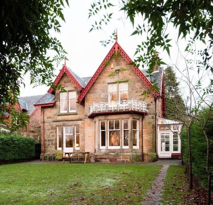 Inverness Villa | River House