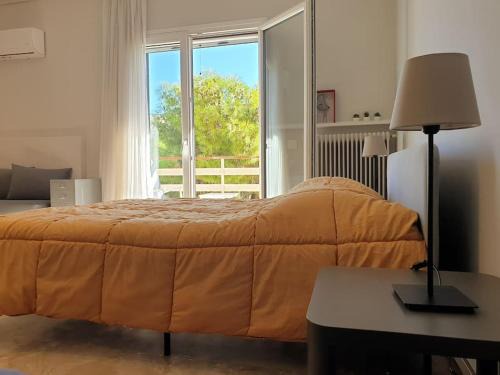 Papagou-Holargos Apartment | Rooftop Studio Apt - 5 Min Walk to Holargos Metro