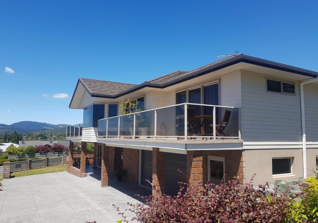 Rotorua Bed & Breakfast | Rotorua Views B&B/Apartment