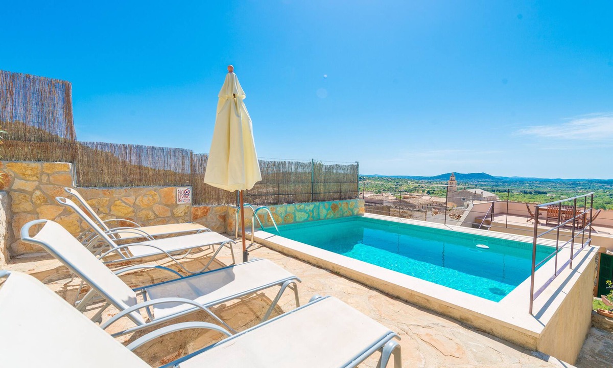Caimari Villa | SA CASA DE SES BICICLETES - Spectacular and modern townhouse with private pool and stunnin