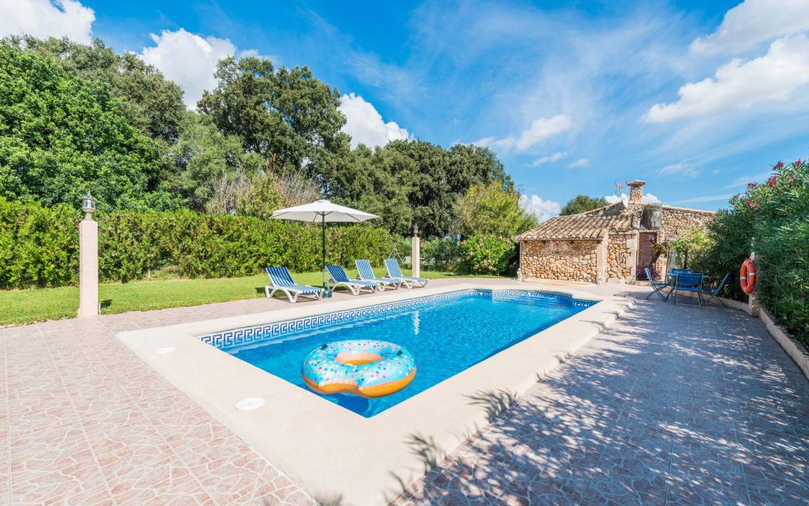 Buger Villa | SA FIGUERA BLANCA