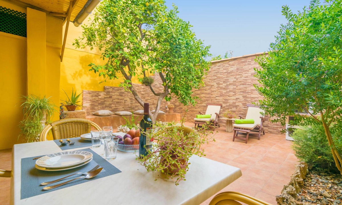 Inca Apartment | SABATERA - Beautiful townhouse with fantastic terrace in inland Majorca Free WiFi