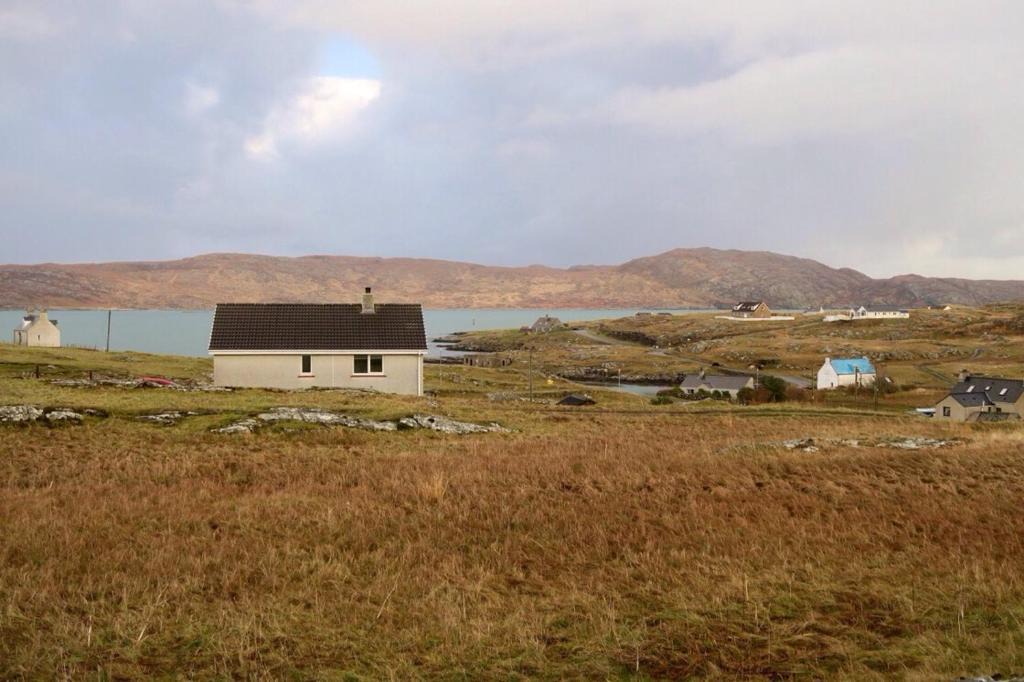Eriskay House | Sealladh A’ Chaolais (Eriskay)