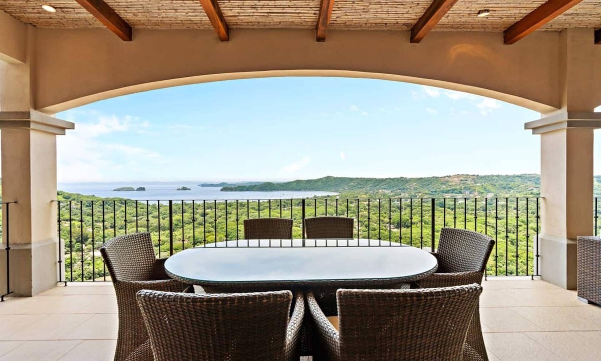 Coco Condo | Segovia E301 Oceanview Condo w/pool - sleeps 6 guests