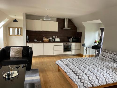 Rumbling Bridge Apartment | Self Contained Studio Rumbling Bridge