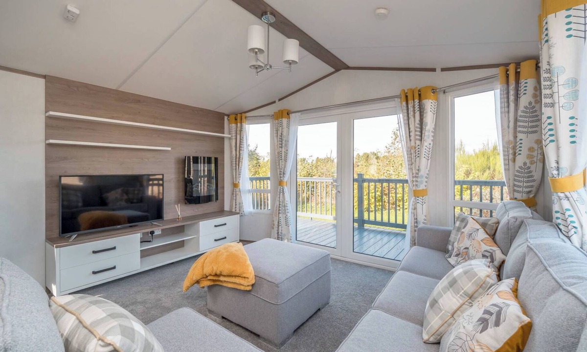 Prestonpans House | Seton Sands Kings Barnes | 3BR| Parking | Wi-Fi