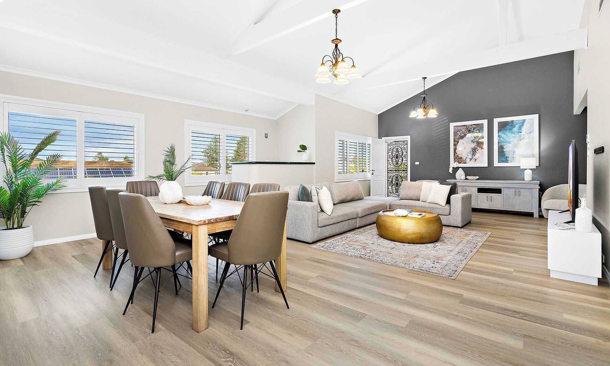Shellharbour House | Shellharbour Poolside Escape