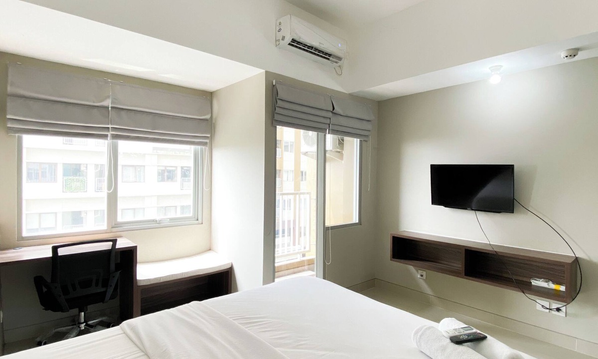 Duren Sawit Apartment | Simply Look Studio at LRT City Jatibening Apartment
