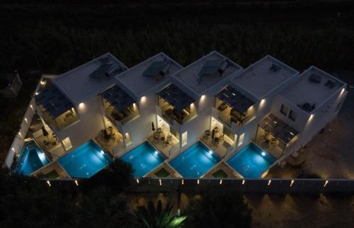 Aspous Apartment | SKYROS BLUE SUITES