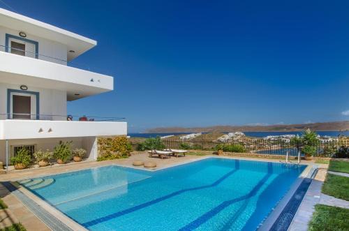 Lavreotiki Villa | Sounio Villa