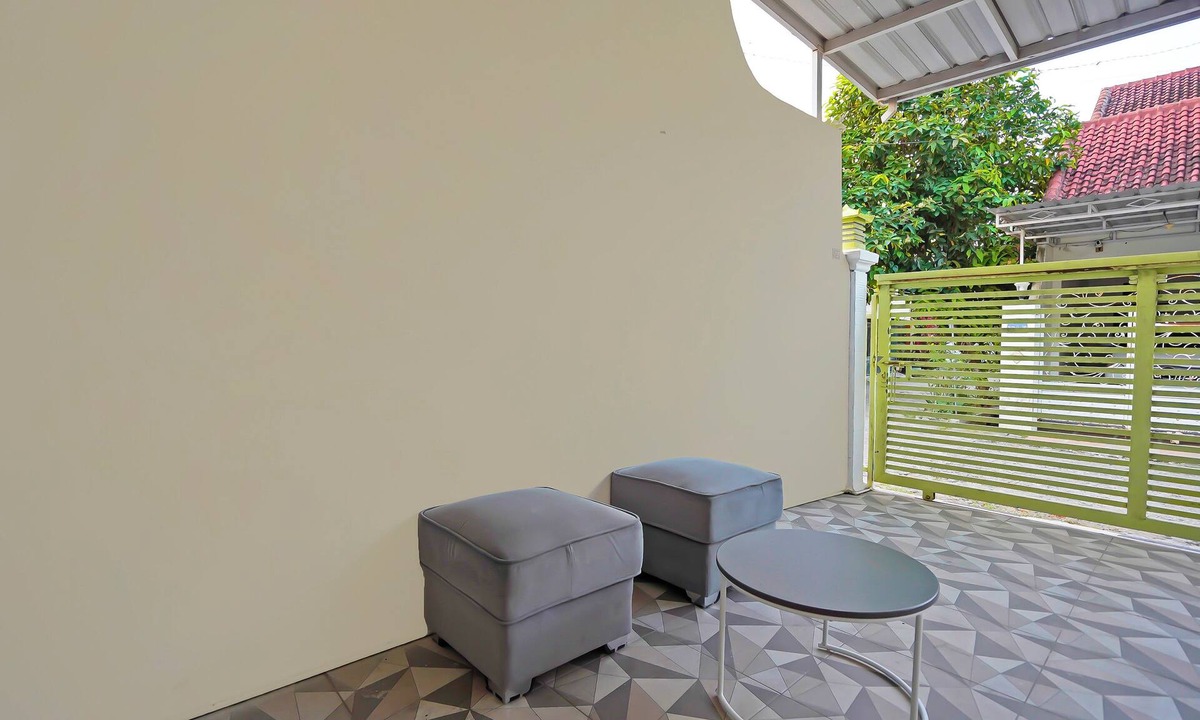 Banyuwangi Hotel | SPOT ON 92669 Guesthouse Prima SyariahNearGPdI Anugerah