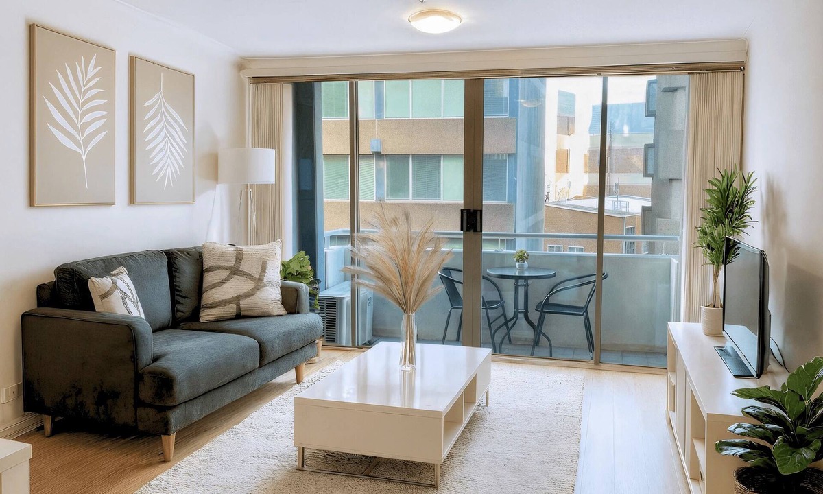 St. Leonards Apartment | St Leonards- LN409 Atchison Street - Spacious 1BR + Study with Balcony Parking Near St Leonards Station