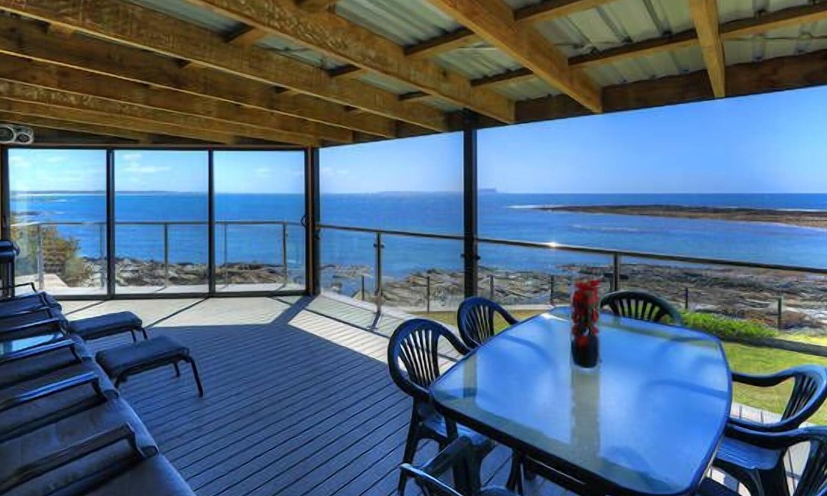 Stanley Beach | Cowrie Point