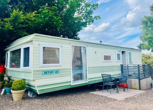 Dunbar House | Station House Caravan