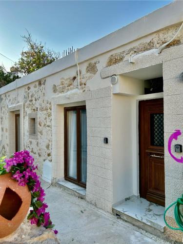 Galatas House | Stone Luxury Suite