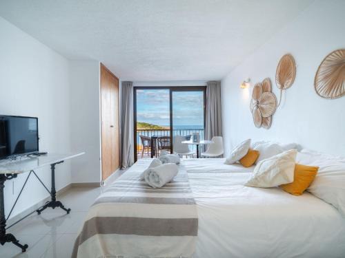 Portinatx Apartment | Studio Es Grop Est- Vista Mar-3 by Interhome